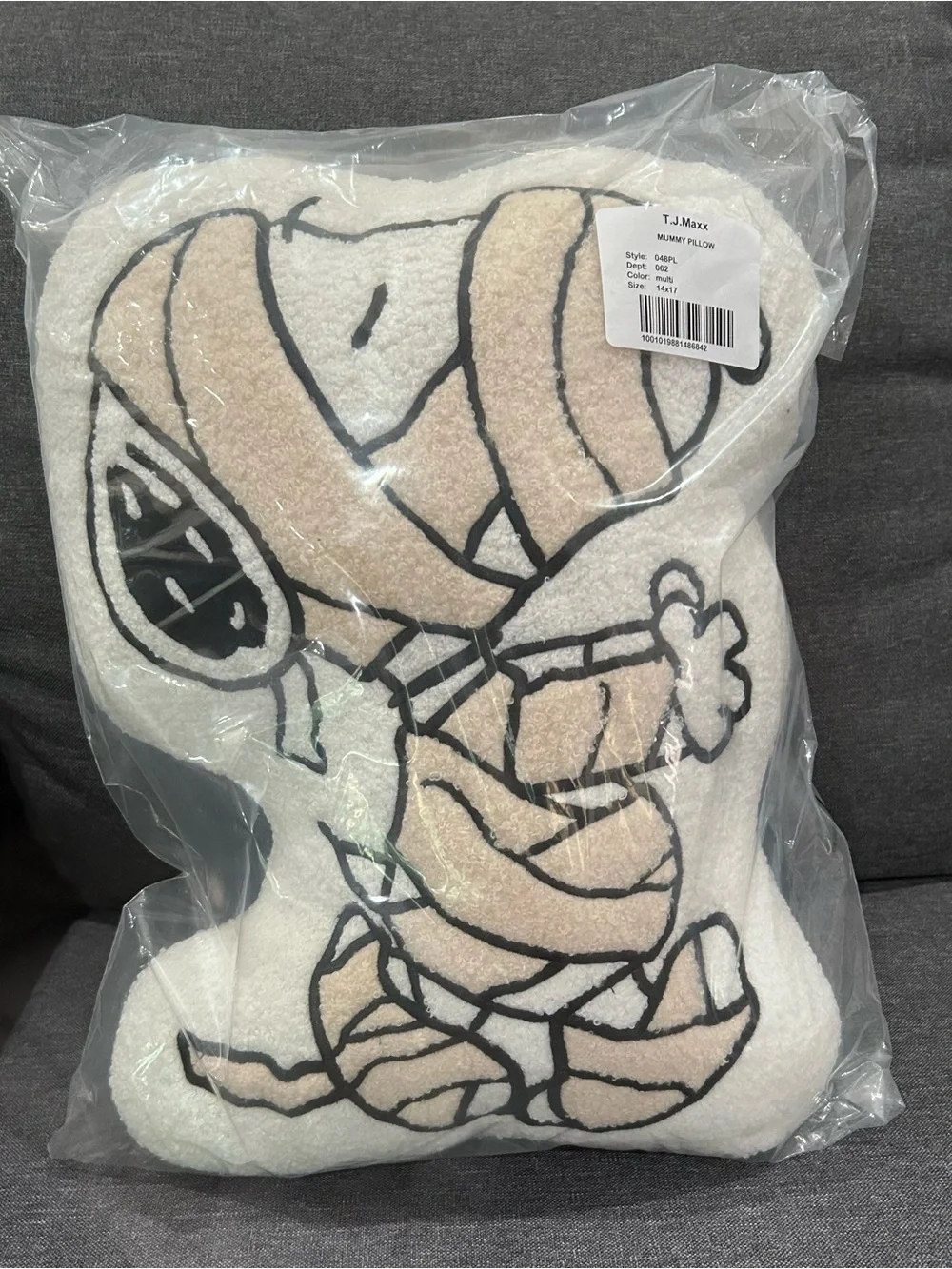 NWT Peanuts Halloween Mummy Snoopy Throw Pillow